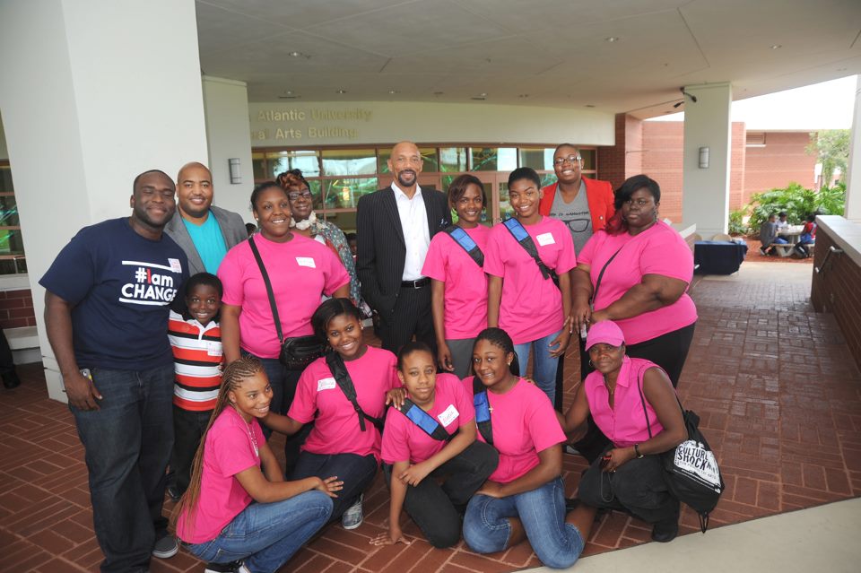 598424_2826868649822_1151047644_n